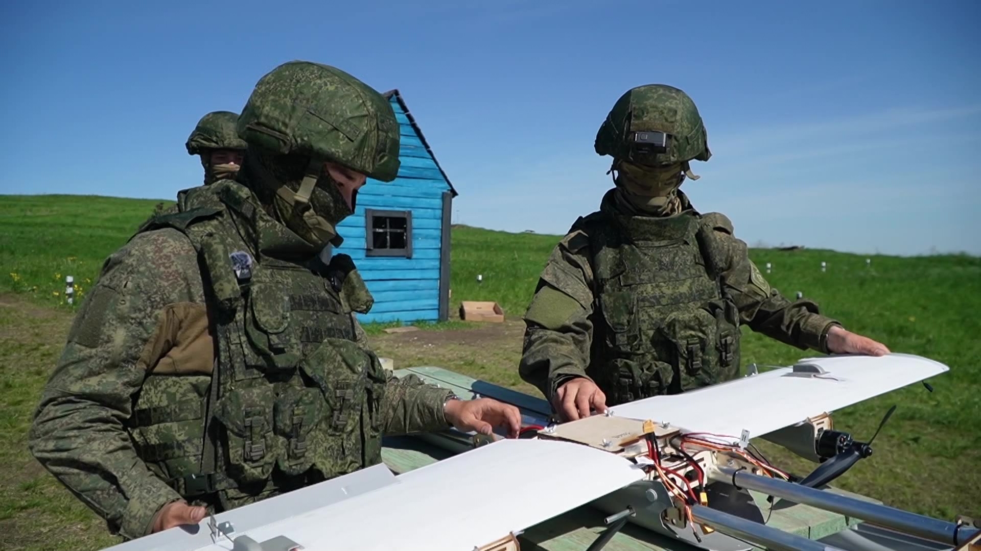 На полигоне в Челябинской области проходит обучение батальон войск беспилотных систем