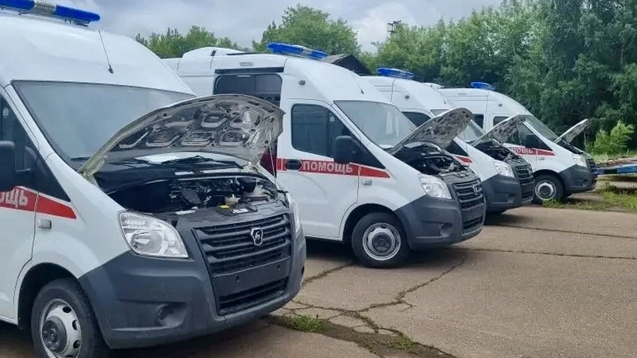 Новые машины скорой помощи поступили в Челябинскую область Новые машины скорой помощи поступили в Челябинскую область
