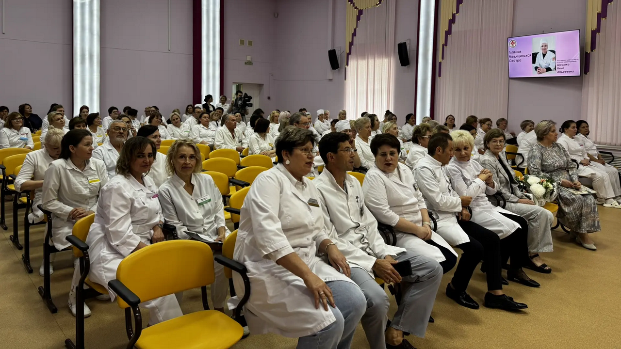 Жительница Челябинска полвека проработала медсестрой в одной больнице Жительница Челябинска полвека проработала медсестрой в одной больнице