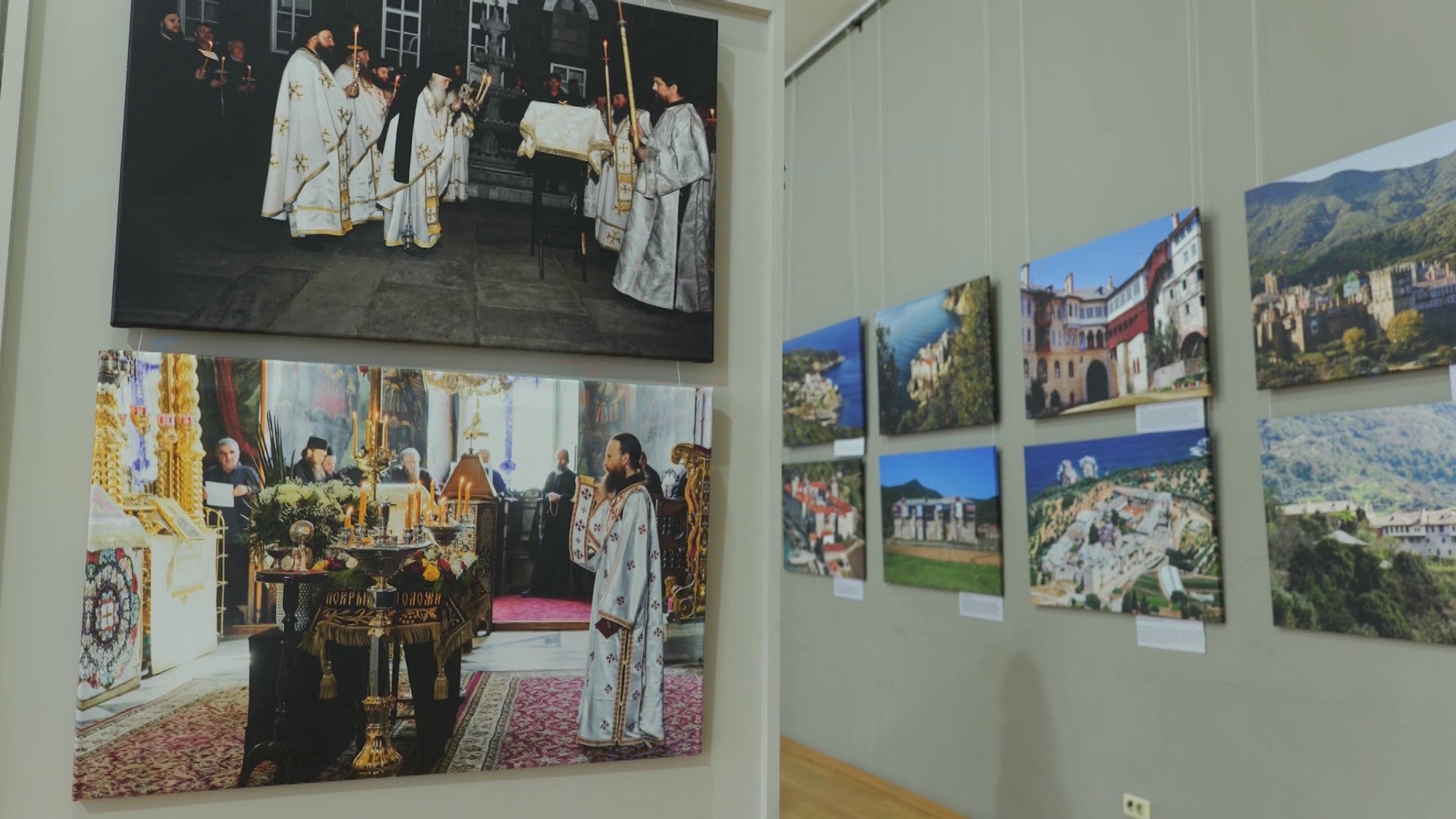 Редкие фотографии монастырей Афона выставили в Челябинске