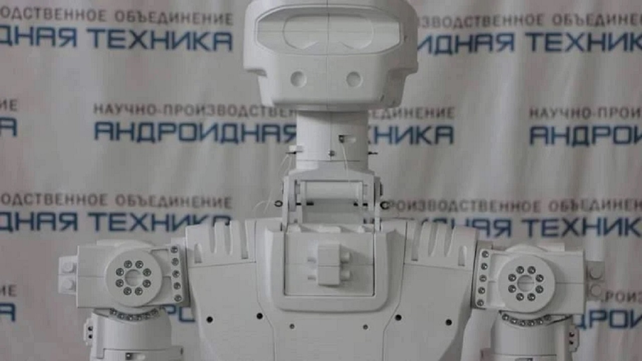 Робот из Магнитогорска отправился на МКС
