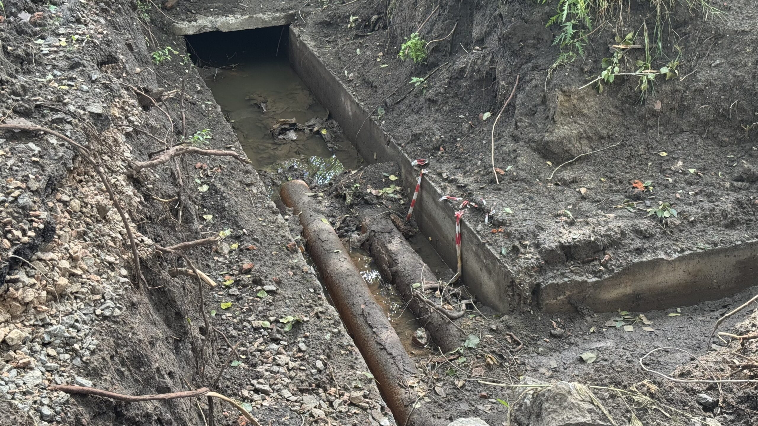 Больше трех месяцев без горячей воды сидят жители поселка Потанино Больше трех месяцев без горячей воды сидят жители поселка Потанино
