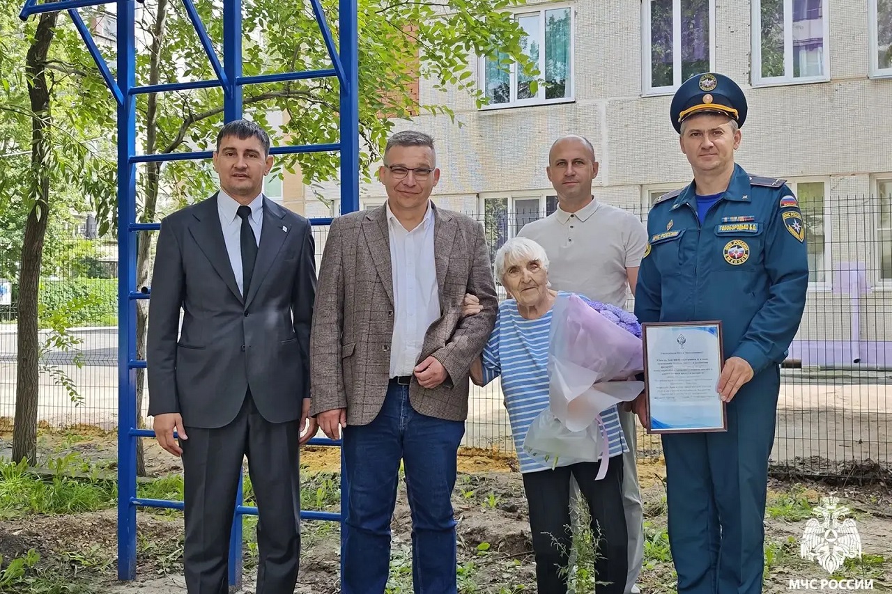 Тренируется в 96 лет: ветеран МЧС из Челябинска поделилась секретами долголетия Тренируется в 96 лет: ветеран МЧС из Челябинска поделилась секретами долголетия