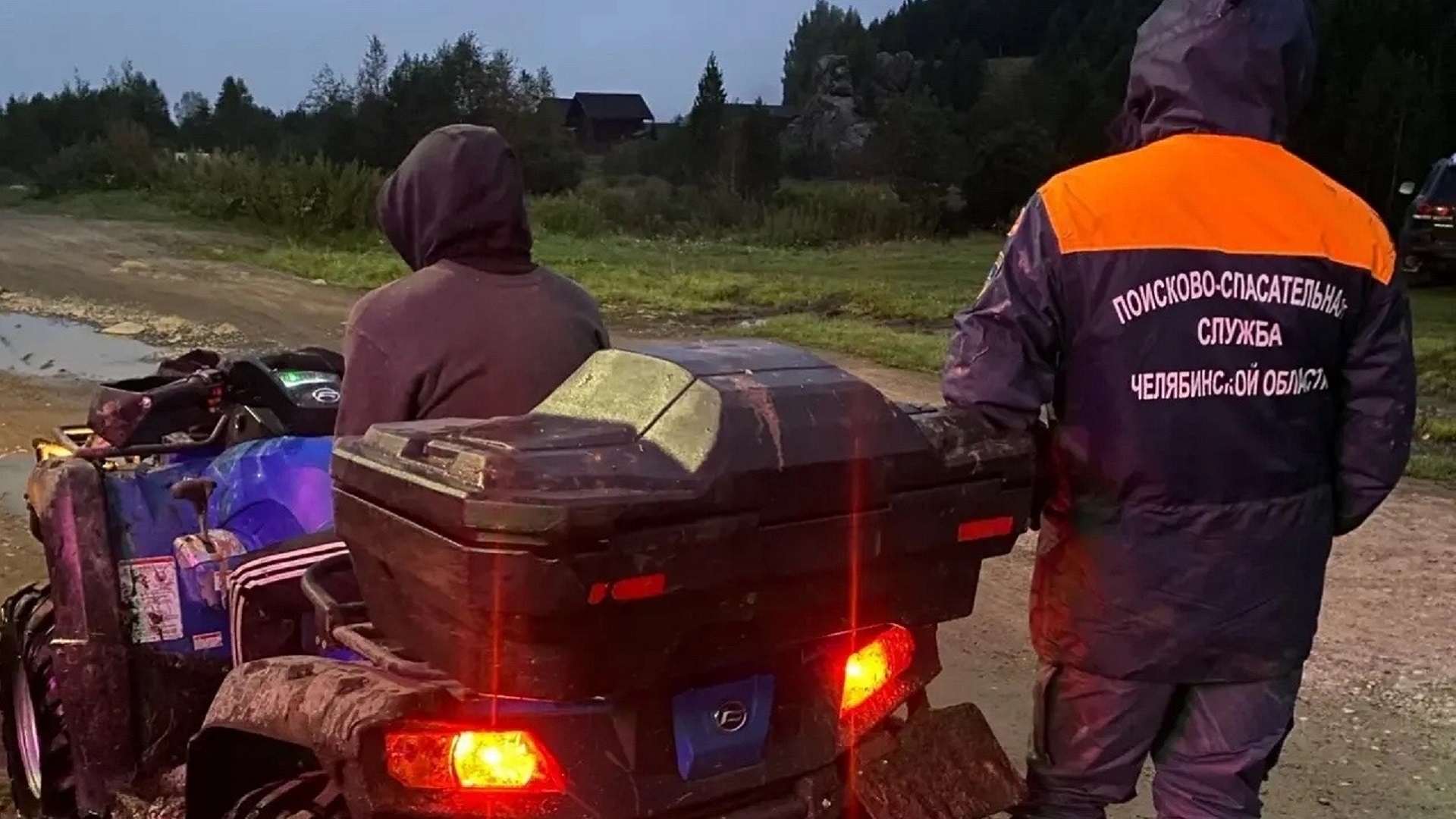 В Челябинской области нашли туриста, который заблудился ночью в горах В Челябинской области нашли туриста, который заблудился ночью в горах