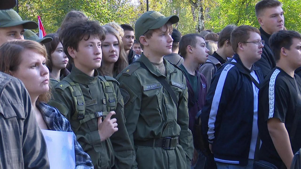 День воссоединения исторических регионов с Россией отметили в Челябинске День воссоединения исторических регионов с Россией отметили в Челябинске
