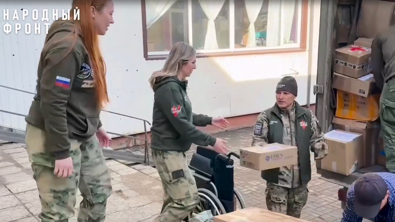 В Челябинской области волонтера наградили знаком отличия "За содействие СВО" В Челябинской области волонтера наградили знаком отличия "За содействие СВО"