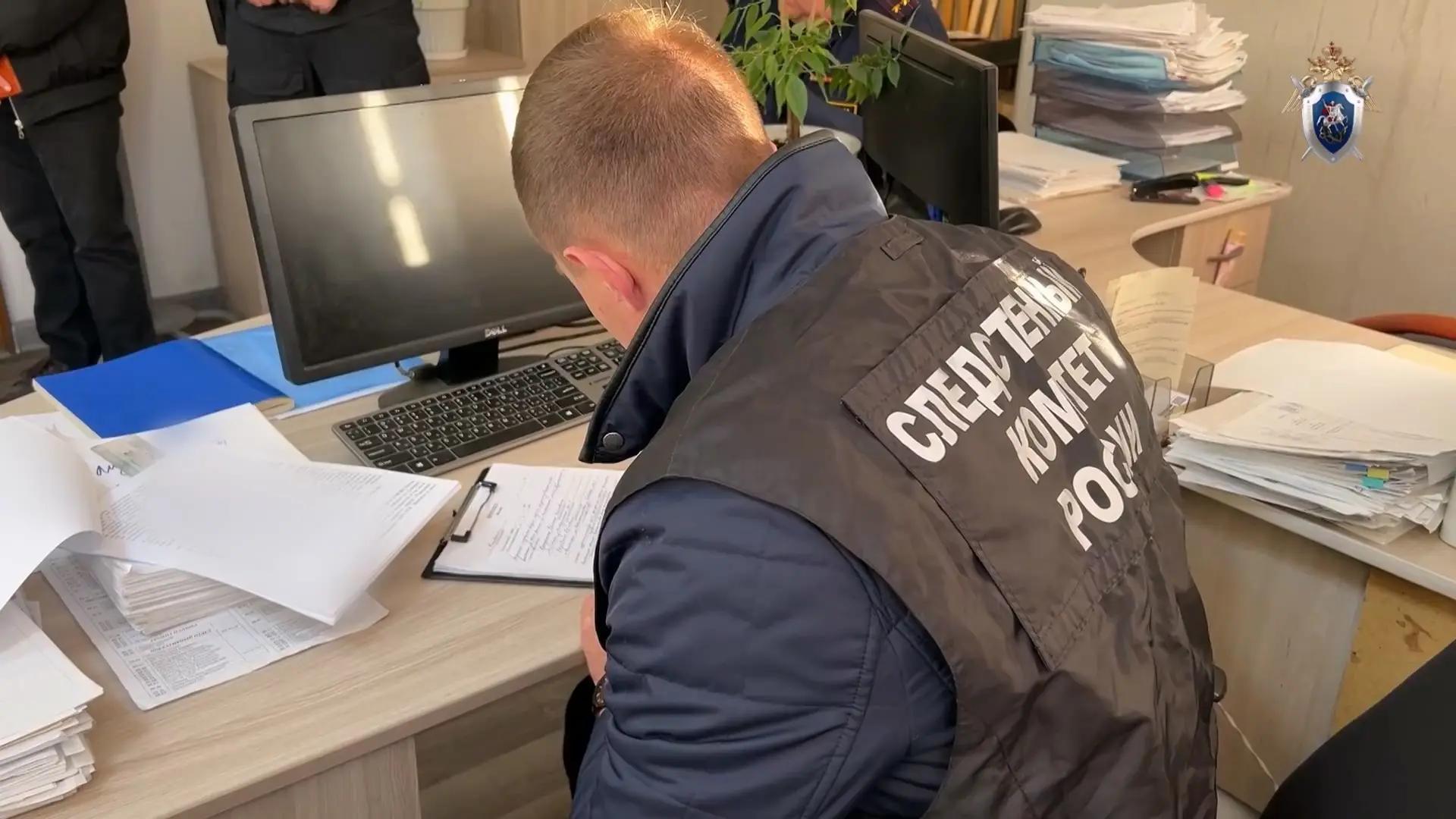 Бывшего заместителя начальника колонии в Челябинске будут судить за взятку Бывшего заместителя начальника колонии в Челябинске будут судить за взятку