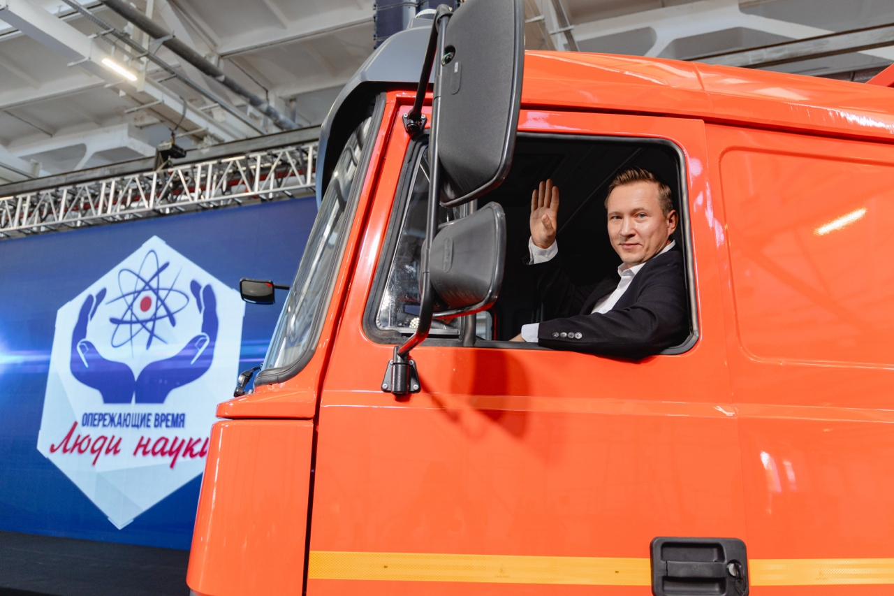 Участники медиафорума "Люди науки" побывали на легендарном автозаводе "Урал" в Миассе Участники медиафорума "Люди науки" побывали на легендарном автозаводе "Урал" в Миассе