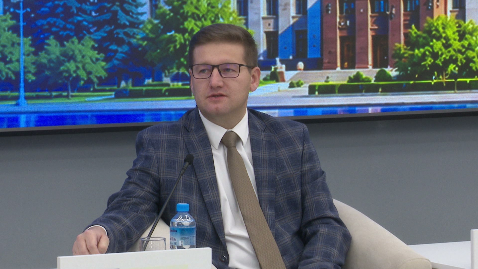 Старт в будущее: что выбирает новое поколение студентов Челябинской области Старт в будущее: что выбирает новое поколение студентов Челябинской области