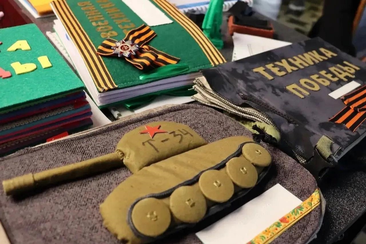 В Златоусте воссоздали солдатский рюкзак времен Великой Отечественной войны В Златоусте воссоздали солдатский рюкзак времен Великой Отечественной войны